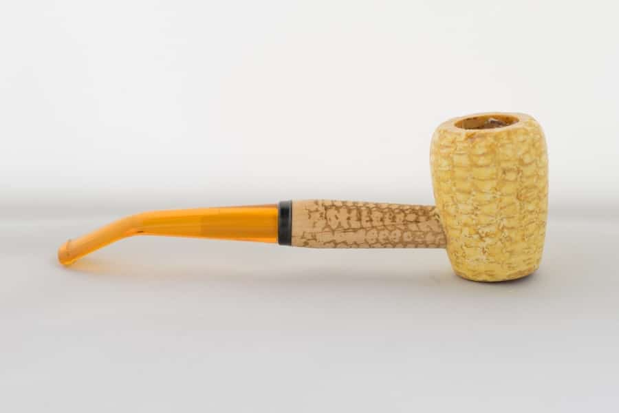 Original Missouri Quality Corncob Pipe - Legend, Flat