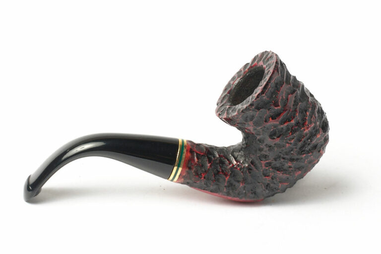 Peterson Emerald Rusticated (05) PLip Tobacco Pipe The Country