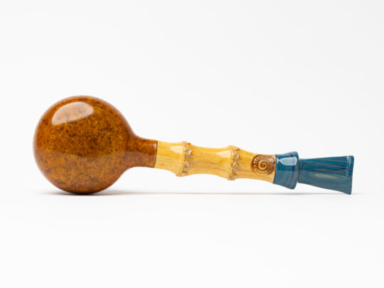 Romijn Pipes Smooth Apple w/ Bamboo Tobacco Pipe - Image 4