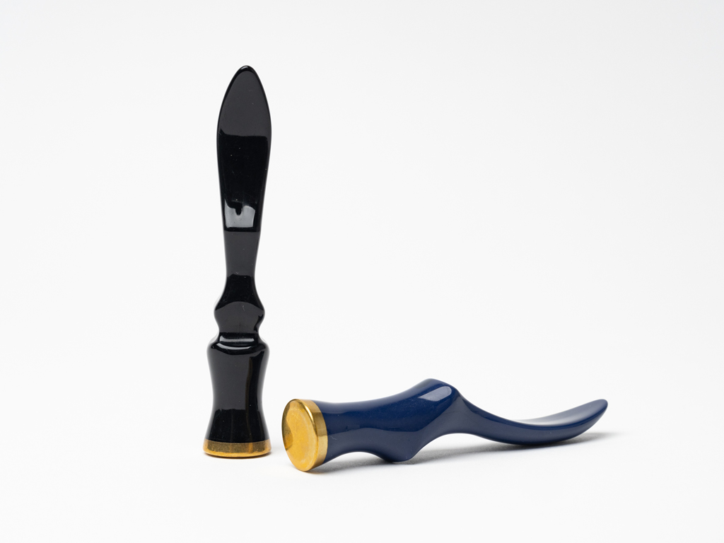 tamper tobacco 2 in 1 Classic Pipe Tool Appearing more like a sea monster The Purpose Of A Tamper