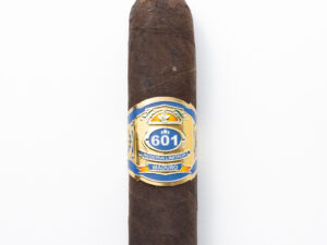 601 Blue Maduro by Espinosa