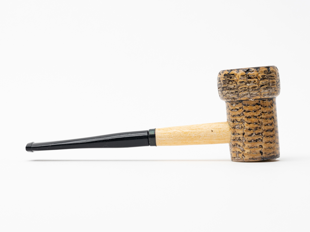 Missouri Meerschaum Patriot Corn Cob Pipe - Image 3