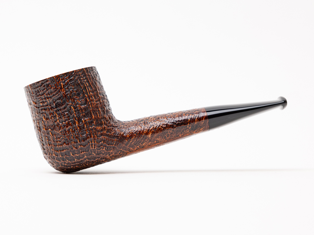 Castello Old Antiquari (4K) Canadian Tobacco Pipe - The Country